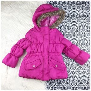 Rothschild : Girl’s : size 2T : barbiecore pink fur trim fall winter puffer coat